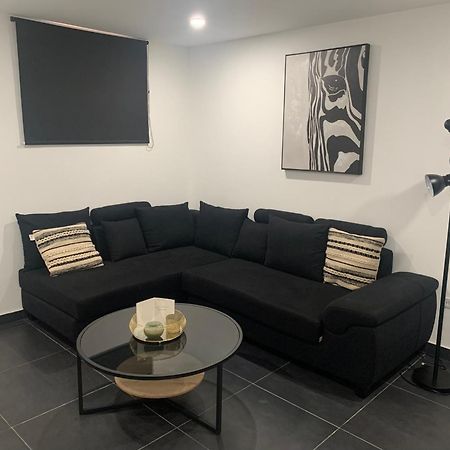 Paradiso Apartments - 1 Bdr オラニエスタッド エクステリア 写真